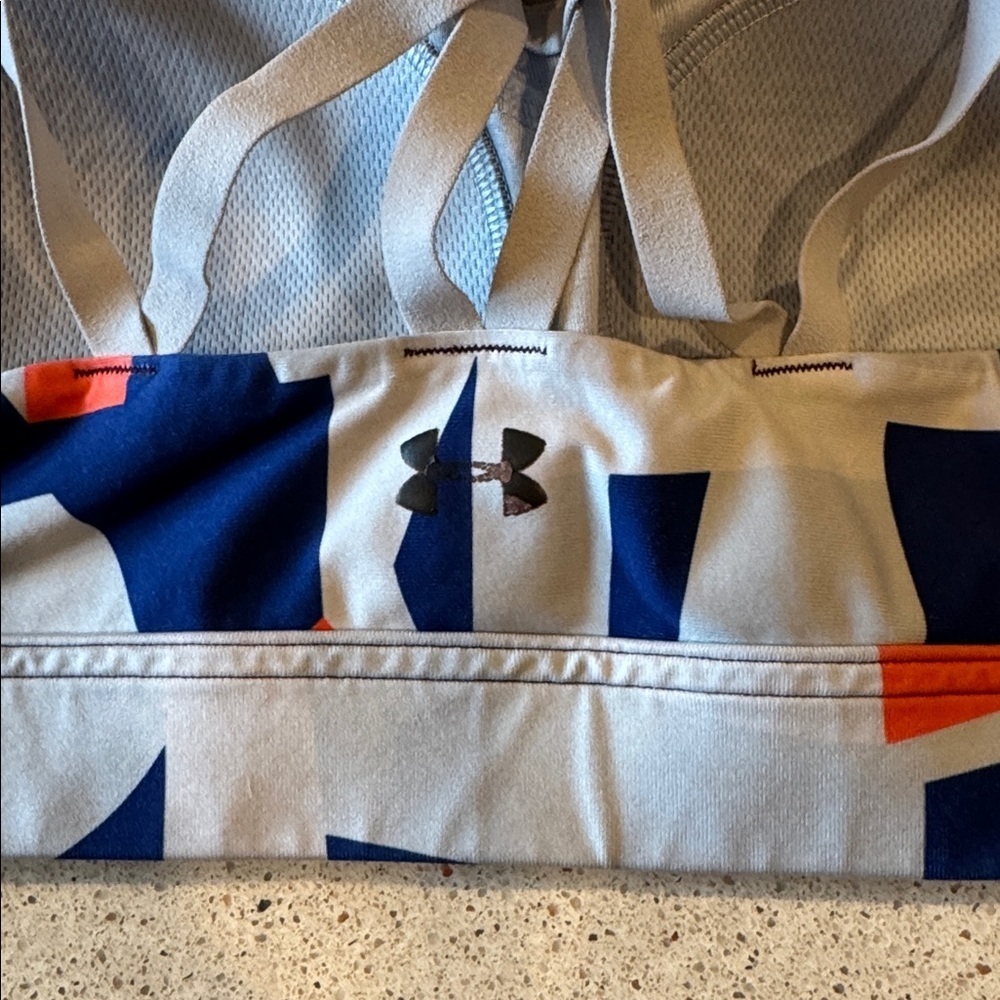 Under Armour Women's Purple and Gray Sports Bra Size Large, Sewn in Cups - Picture 3 of 5